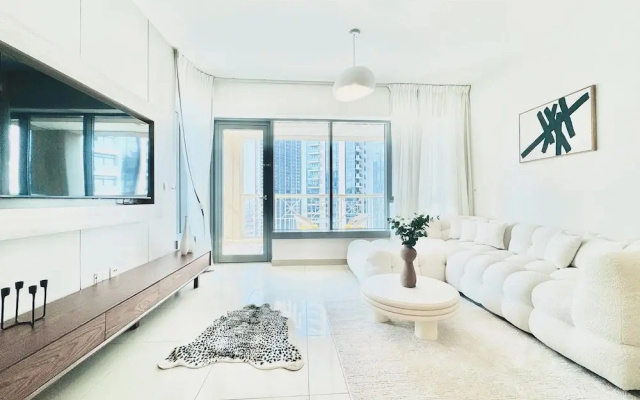 Venduras Chic 1BR near Burj Khalifa