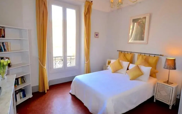 Captivating 3-bed Apartment in Cannes