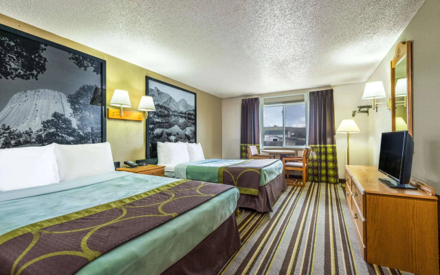 Super 8 By Wyndham Sheridan