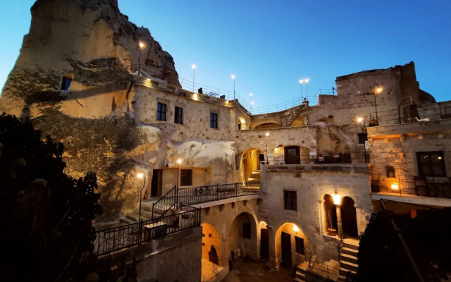 Dervish Cave House & Elegance Cave Suites