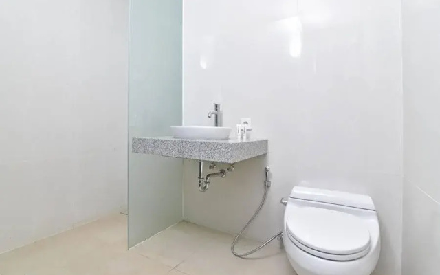 RedDoorz Plus near Pantai Jimbaran