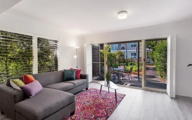 Pacific Blue Townhouse 351, 265 Sandy Point Road