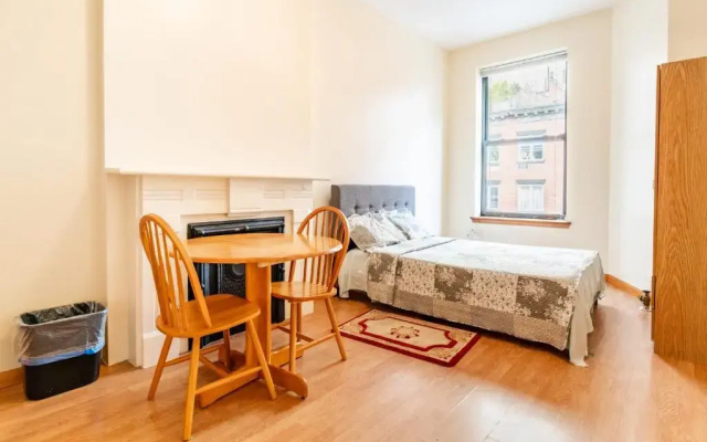 West 30th Street Guest House