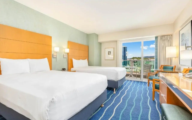 Castle at Ala Moana Hotel