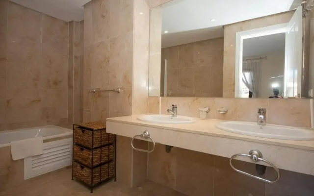 Marina Real 441