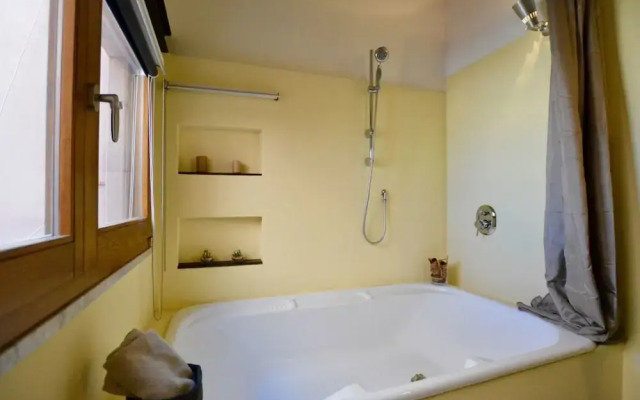 Romantic Suite Canelles - Cagliari