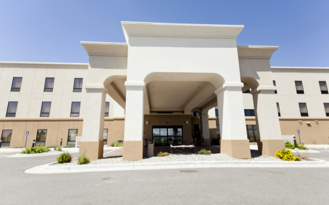 Hampton Inn & Suites Riverton