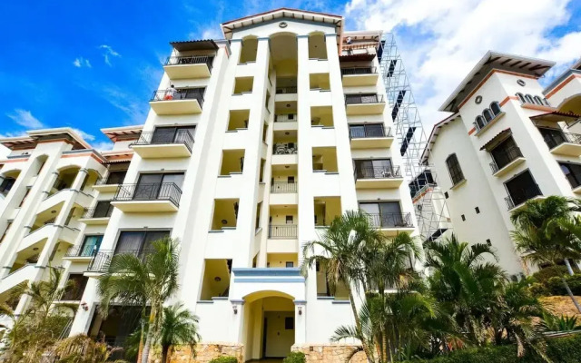 Luxury 3 bedroom condo with ocean view and private balcony