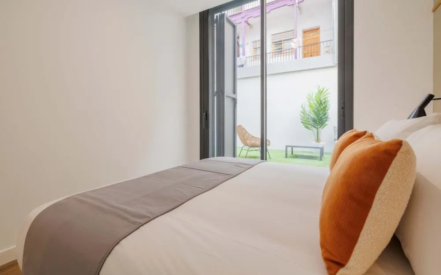 w Comfy 2BR w Great Terrace in Chueca