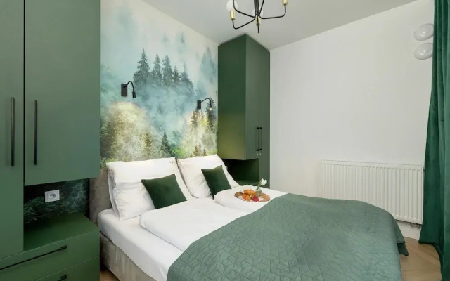 Apartment in Dziwnow With River View & Spa