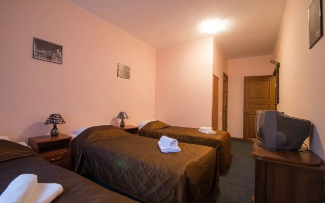 Parus Hotel