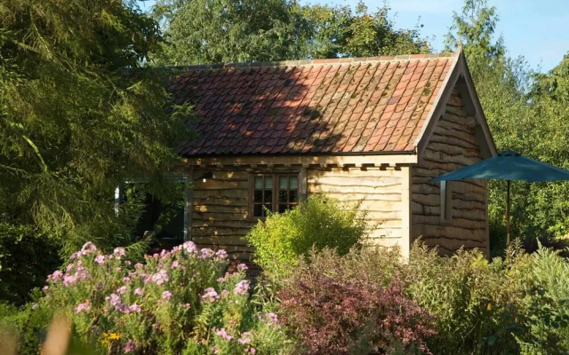Chobbs Barn, Eye
