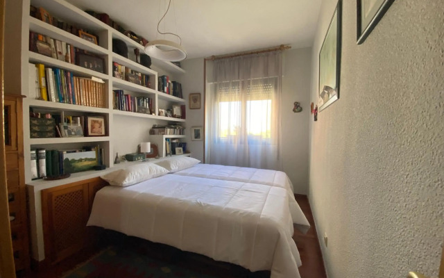 acogedor piso con parking santa justa