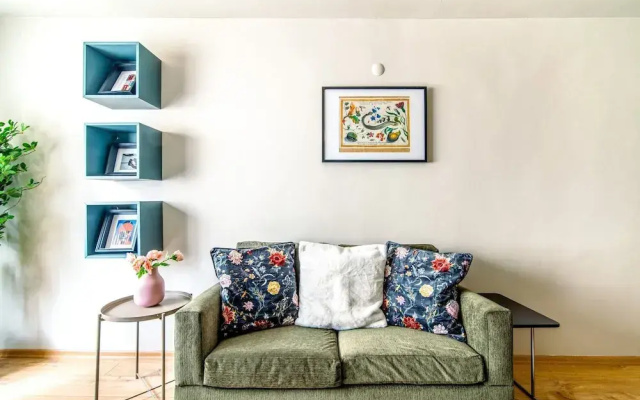 Stunning Flat With Excellent Location in Tesvikiye