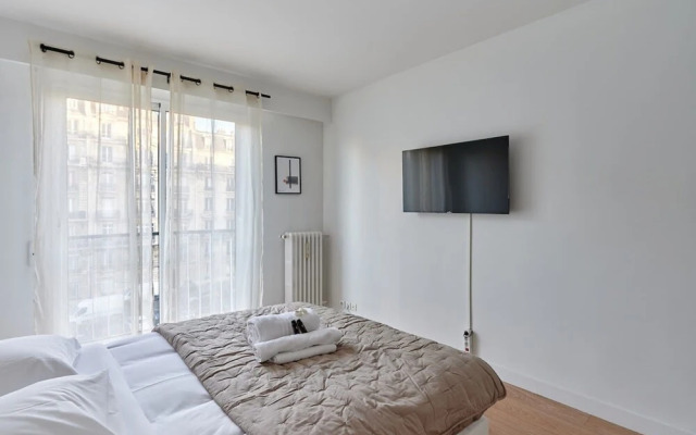 Apartment in the 16th Area Residential District