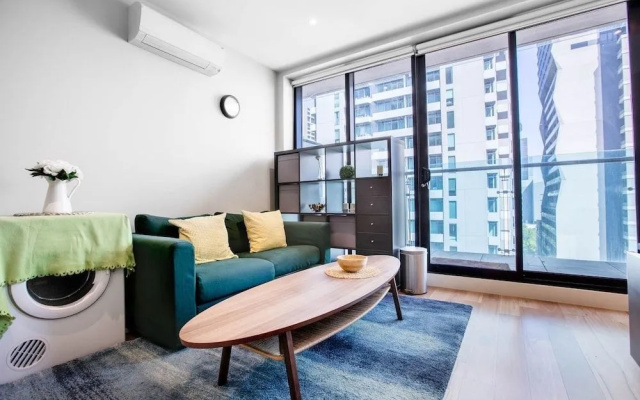 Cozy 1 Bedroom In Melbourne Great View