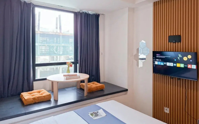 Modern Studio Near Binus Alam Sutera At Collins Boulevard Apartment