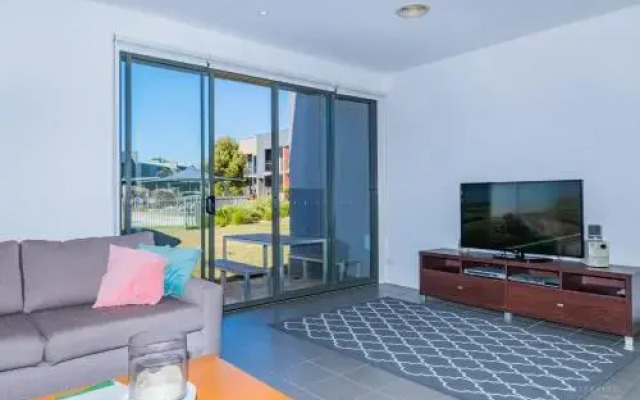 19 Coast Drive