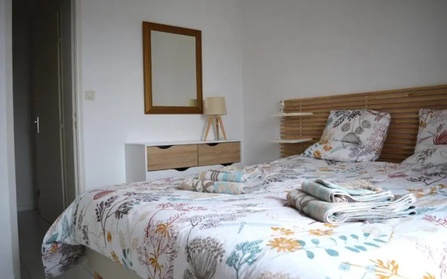 Triplex Avec Jardinet - Wifi - a 400m de la Plage