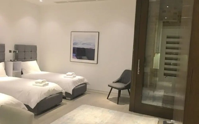 London Luxury Villas