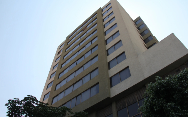 Hotel Parador Del Rio