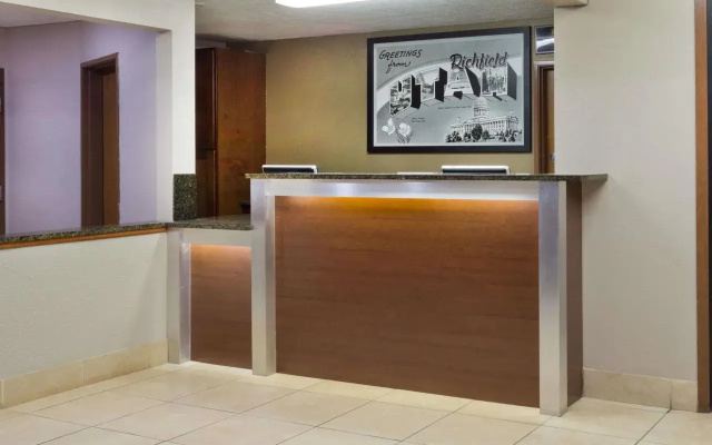 Super 8 By Wyndham Richfield Ut