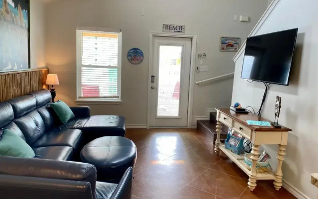 The Surf Shack PB105