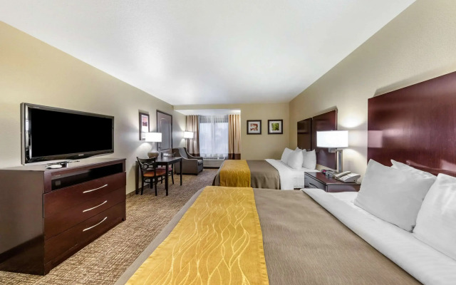 Comfort Inn & Suites San Bernardino