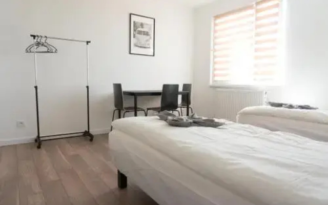 Hostel 66