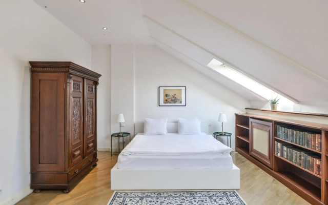 Panoramic Loft