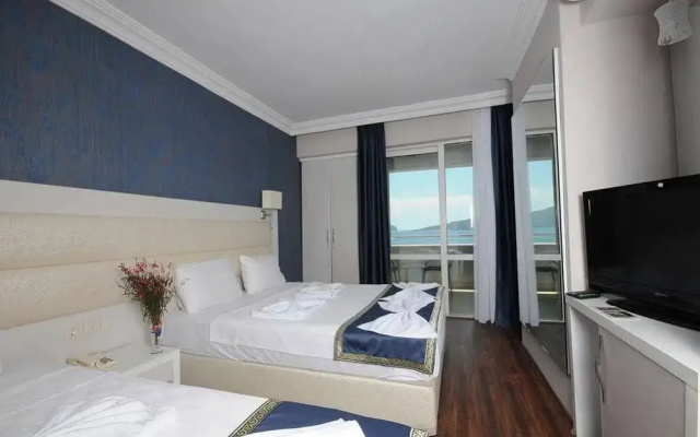 Gold Butik And Kaya Hotel