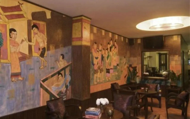 Anoma Boutique House