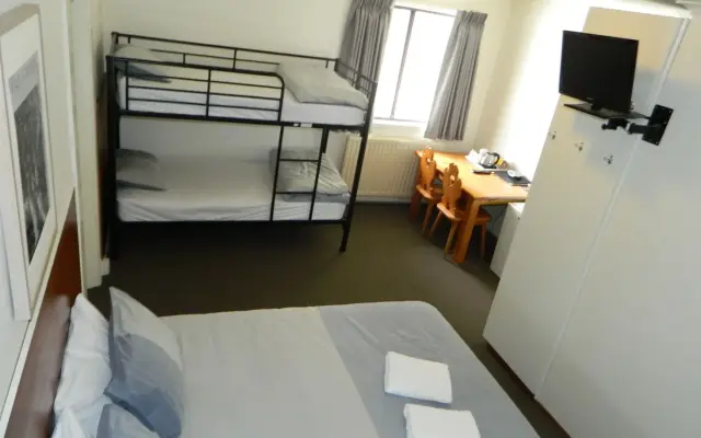 Enzian Hotel On Chamois