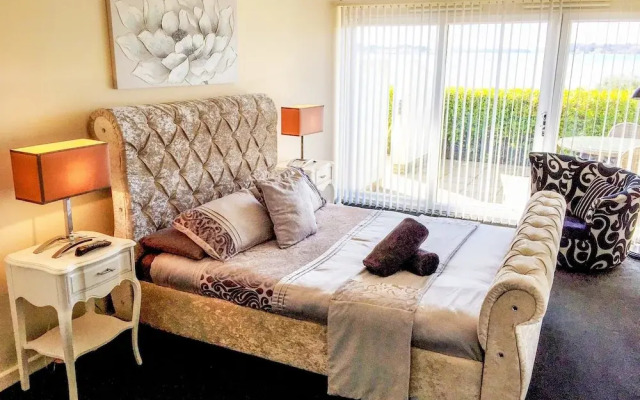 Chaddesley Glen Apartments - DHH