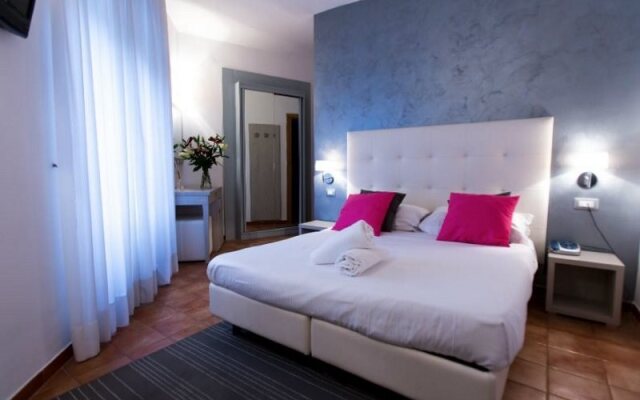 Hotel Gabriella комната для гостей