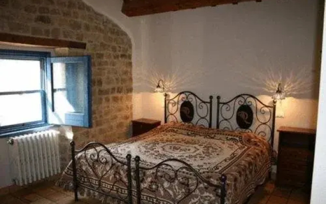 Residence Messer Raimondo Luogo Darte