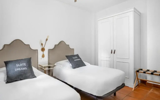 Limehome Granada Calle Sta. Ana