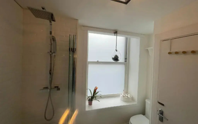 Alpine Apartments - 2