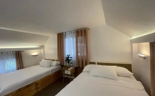 Riomana Villas Resort and Cafe