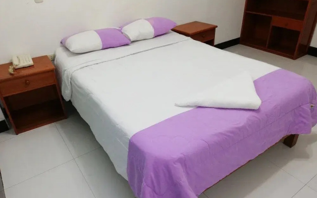 Hoteles Bayovar