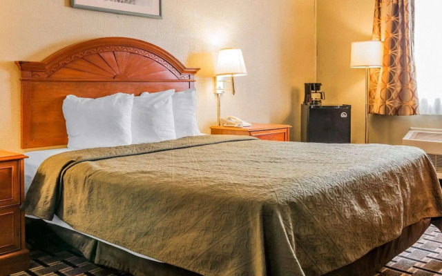 Quality Inn Grand Rapids North