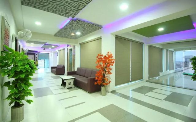 Hotel Meet Palace By OYO Rooms