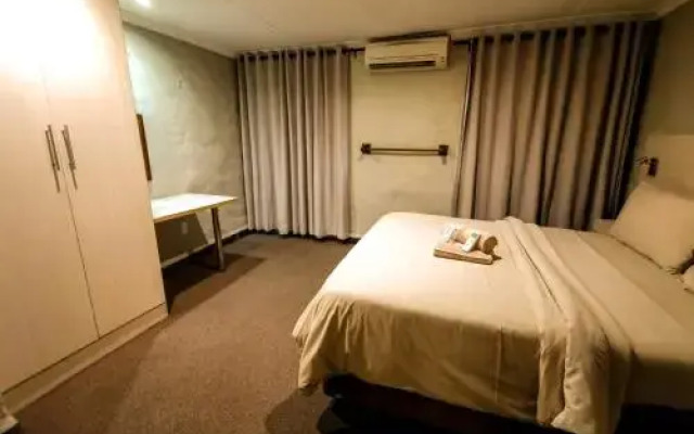 Umuzi Lodge