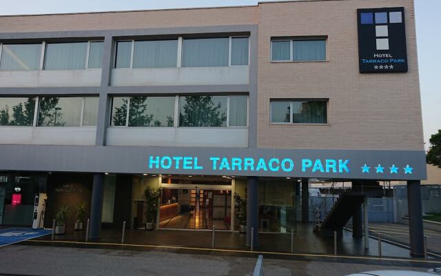 Отель Tarraco Park Tarragona вид на фасад