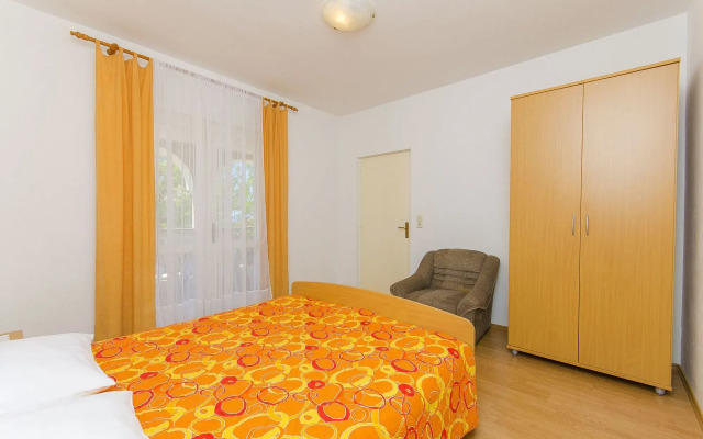 Apartments Biserka