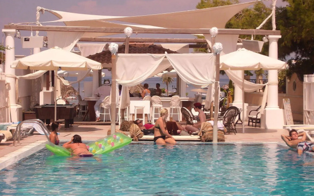 Cavo D'Oro Apartments