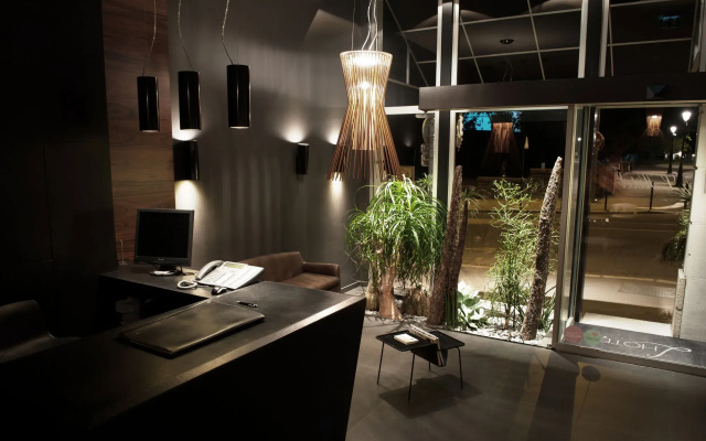 L'Hôtel - Face au Château - Boutique Hôtel et Séminaires