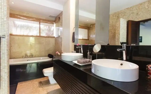 Baan Rim Bueng