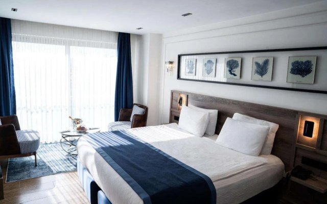 Mona Bosphorus Hotel