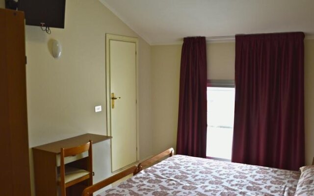 Hotel Roma Гаттео-а-Маре комната для гостей
